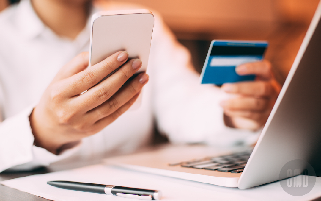 Redes sociais influenciam consumidores e investem forte na jornada de compra
